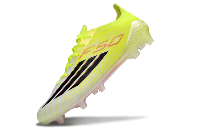 Chuteira Adidas F50 Elite FG - Verde e Branca